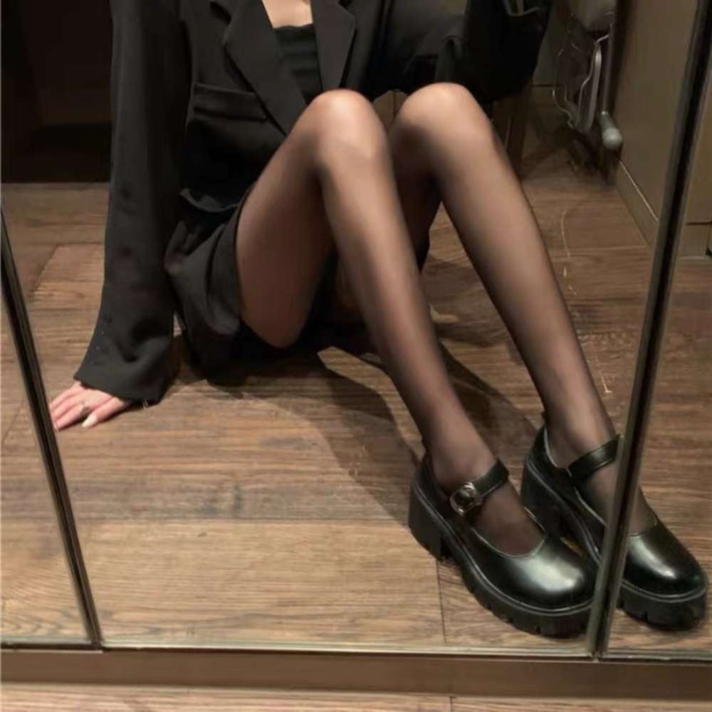 New Silk stockings
